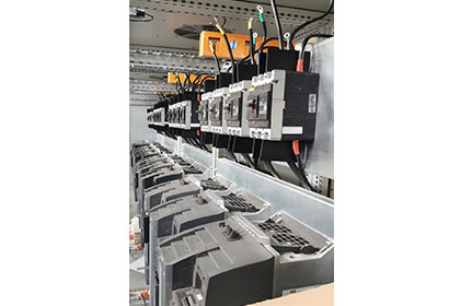 鞏義明泰鋁業(yè)熔煉爐